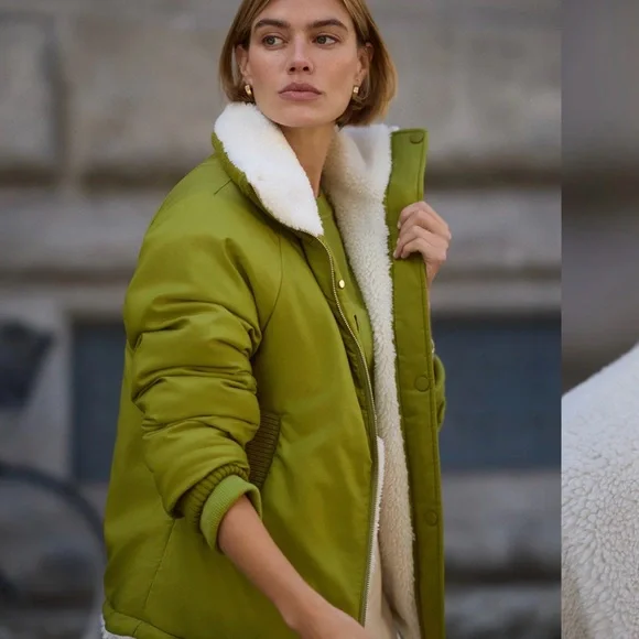 Varley Cream and Green Teddy Jacket - Picture 3 of 6